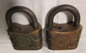 Antique padlock made by Yale & Towne Manufacturing Company