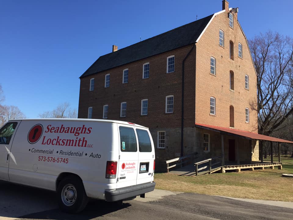 Mobile locksmith service