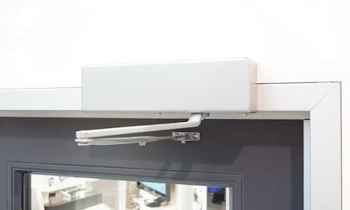 A door closer in action.